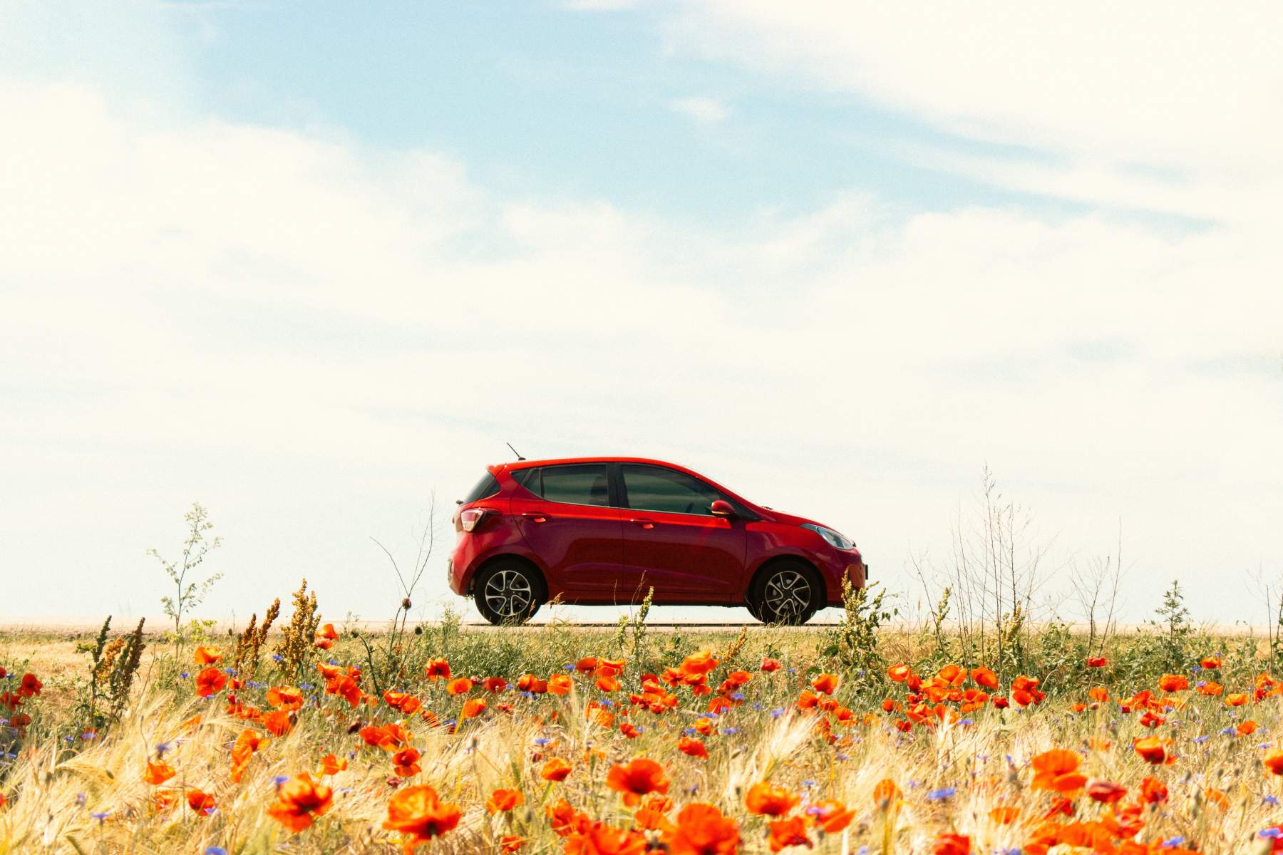 Μάρτιος στους δρόμους: Απρόβλεπτος καιρός, αυξημένα ατυχήματα και τι πρέπει να κάνεις αν σου συμβεί